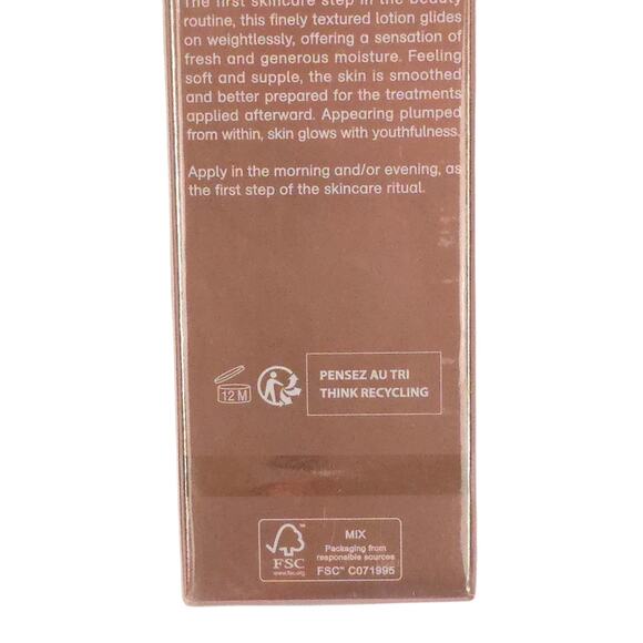 Givenchy L'Intemporel Youth Preparing Exquisite Lotion Essence - Picture 4 of 7